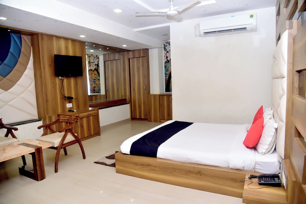 Luxury Room - Photo 8