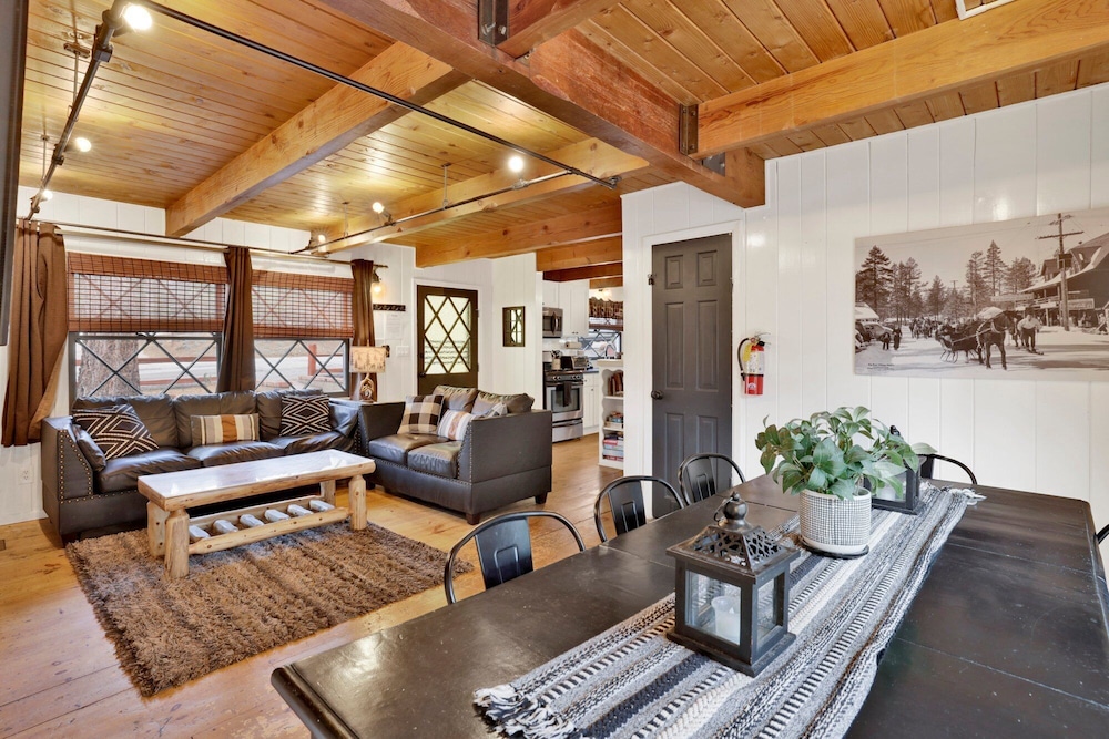 Cabin, Multiple Beds, Hot Tub, Mountain View (2337)