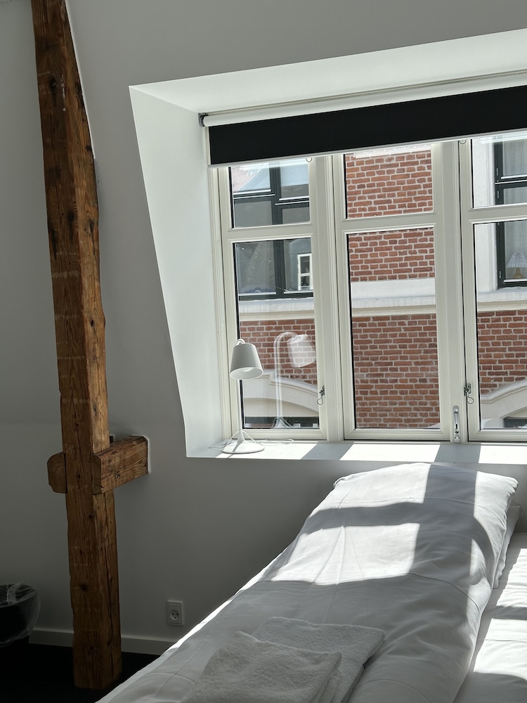 Basic Double Room, Annex Building photo 3