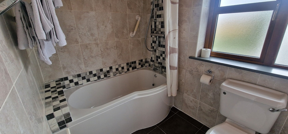 Double single room ensuite photo 2