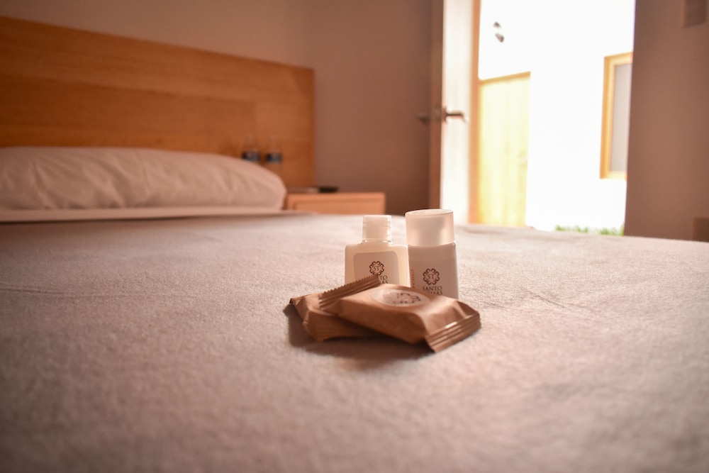 Suite, 1 King Bed, Non Smoking - Photo 3