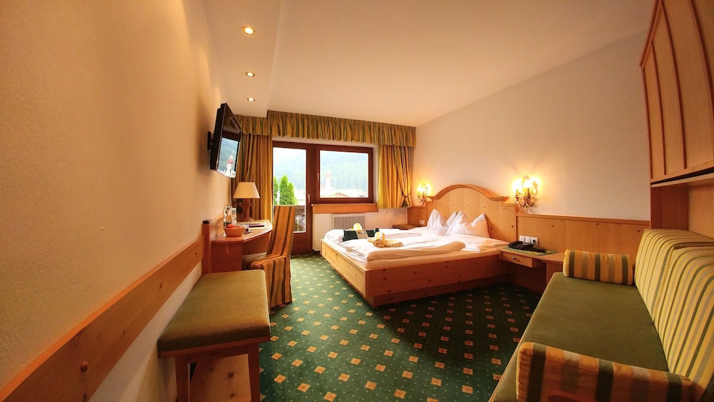 Superior Double Room photo 2