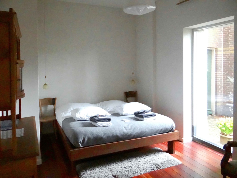 Double Room (3) photo 2