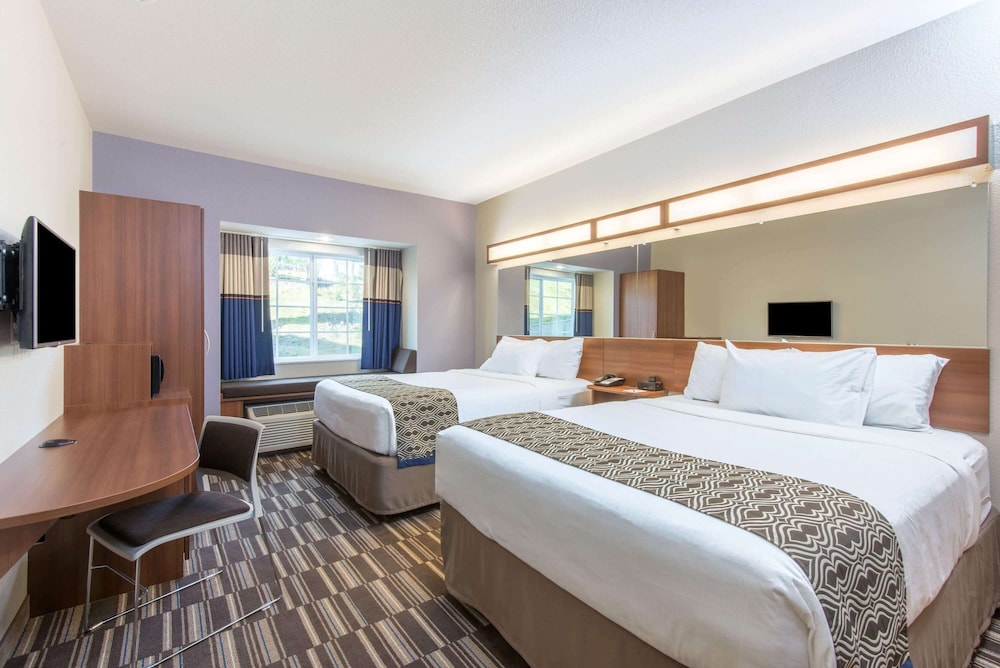 Room, Accessible, Refrigerator