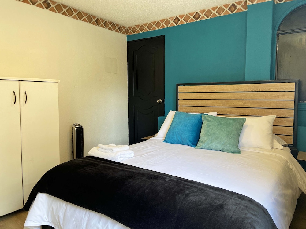 Standard Room photo 1