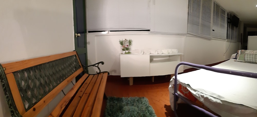 Family Room, Multiple Beds photo 3