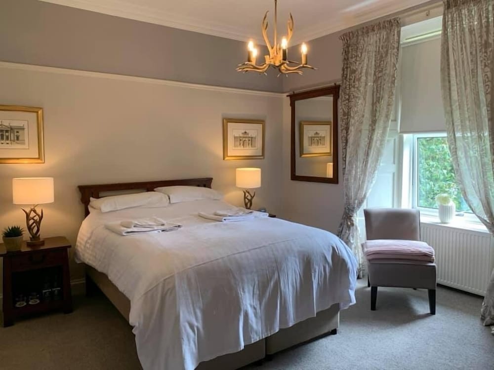 Signature Double Room, Lake View photo 2