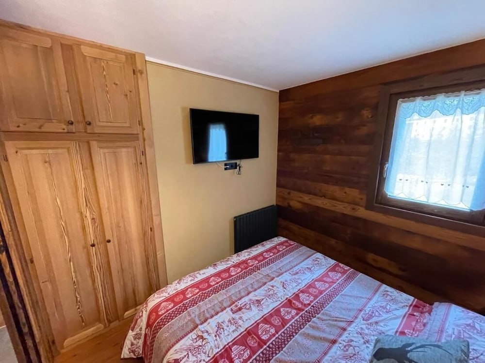 Apartment, 2 Bedrooms, Balcony, Garden View