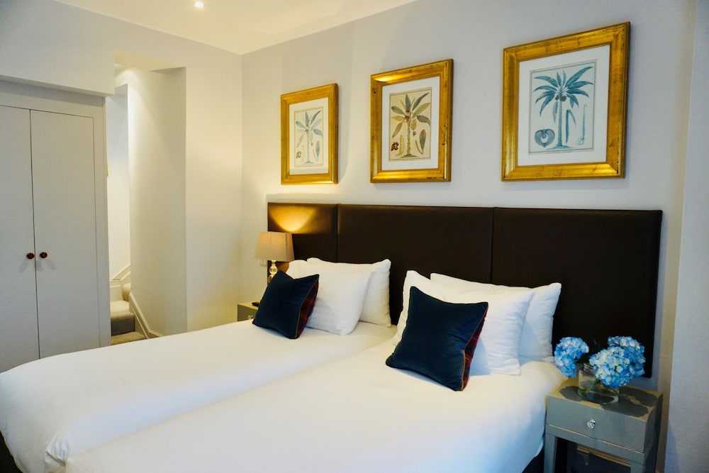Deluxe Twin Room photo 2