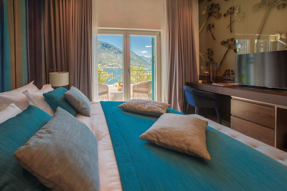 Superior Double Room - Photo 3