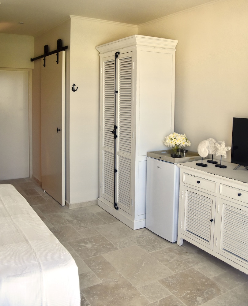 Standard Double or Twin Room, Balcony photo 2