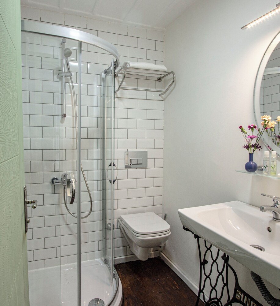 Basic Room - Photo 2
