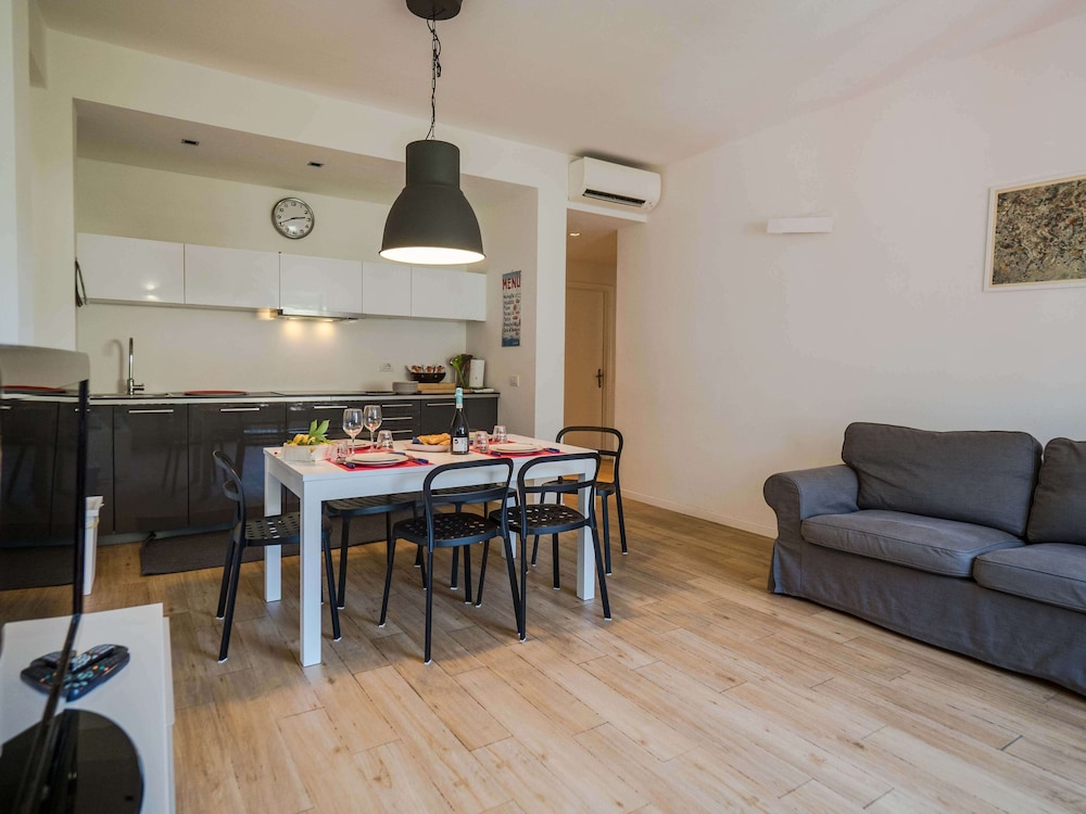 Basic Apartment