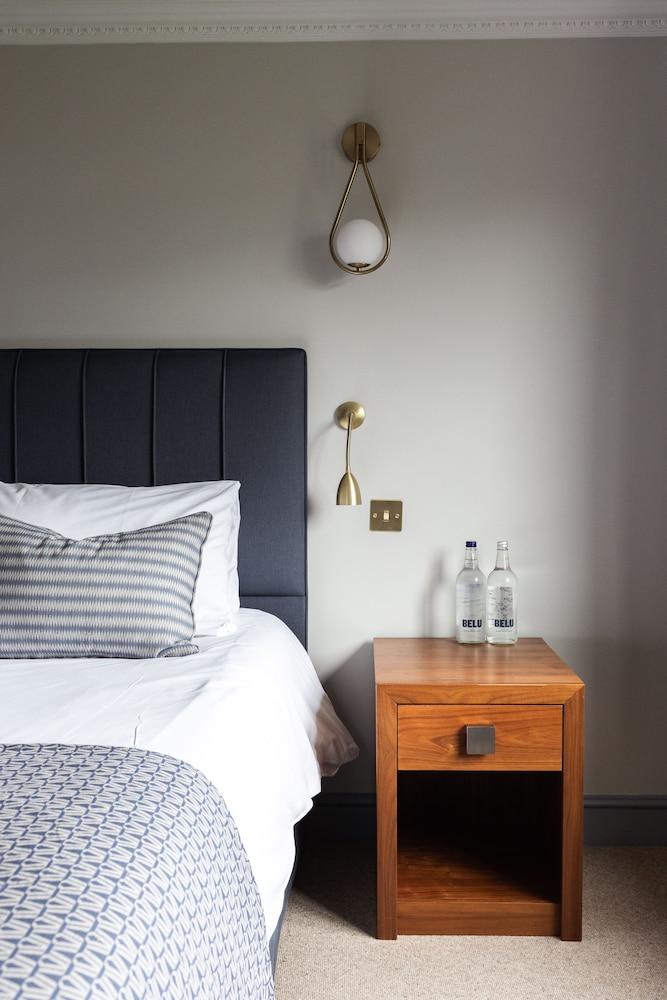 Junior Double Room