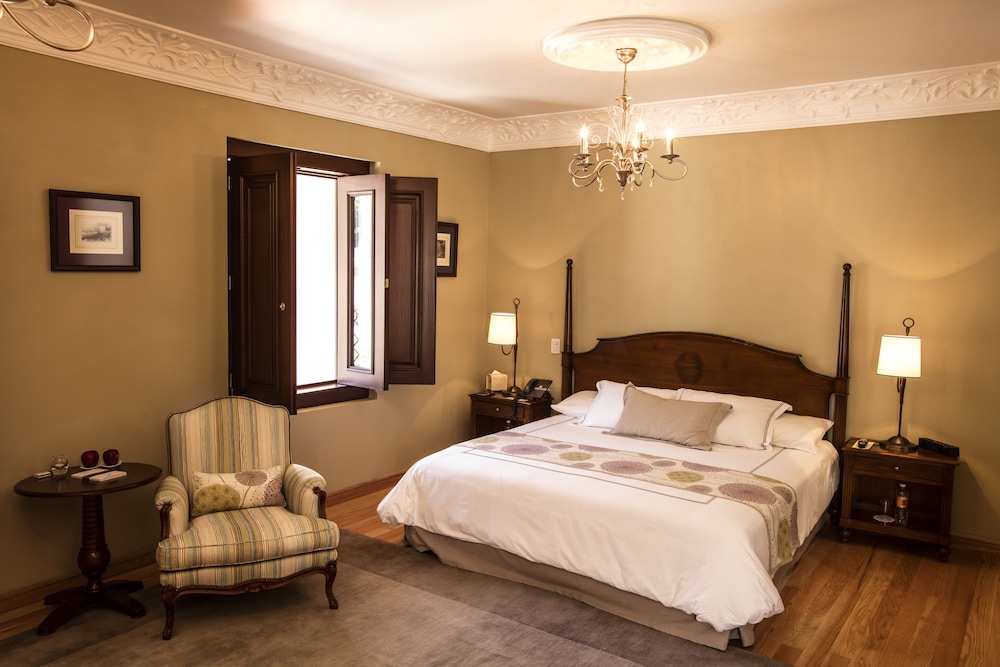 Superior Suite - Photo 1