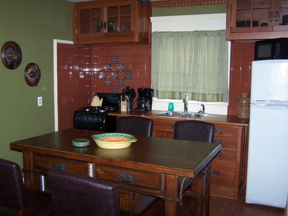 Standard Suite, Ensuite (William Warner) photo 2