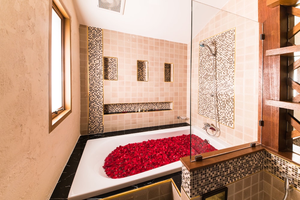 Deluxe Double Room, Balcony (with Air Purifier), photo 6