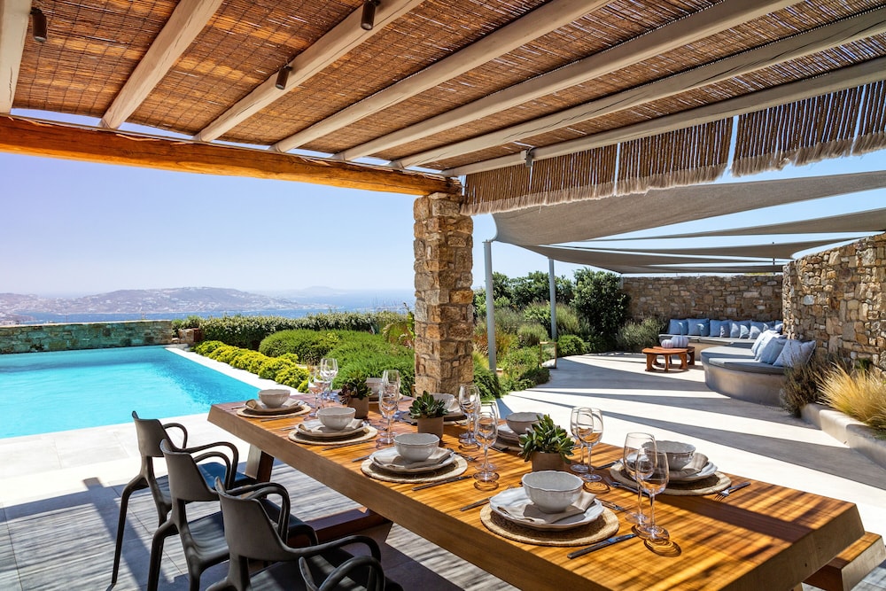Exclusive Villa, 4 Bedrooms, Sea View (M One) - Photo 25