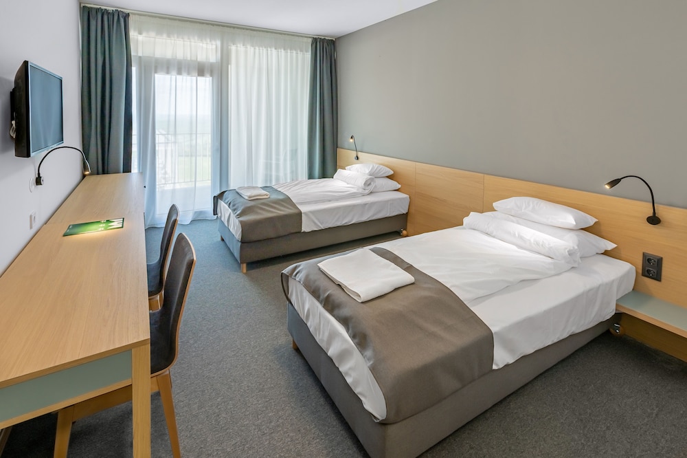 Superior Quadruple Room photo 3