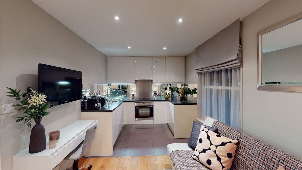 Flat 4
