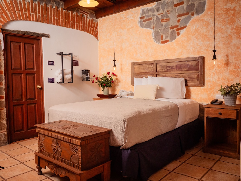 Deluxe Room, 1 King Bed