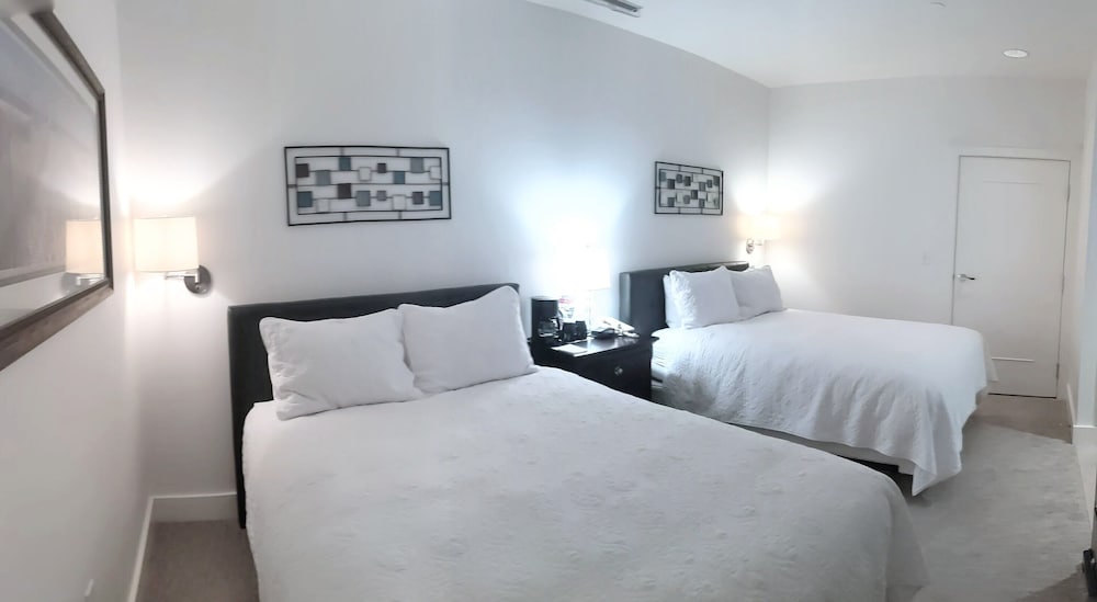 Maritime Suite Lakeview photo 2