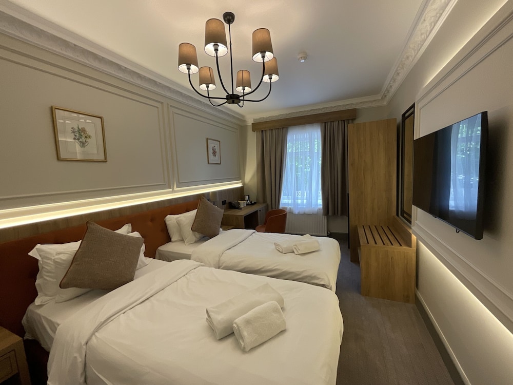 Standard Twin Room, 2 Twin Beds - Photo 3