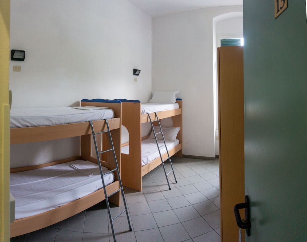 Basic Shared Dormitory (single bed) photo 1