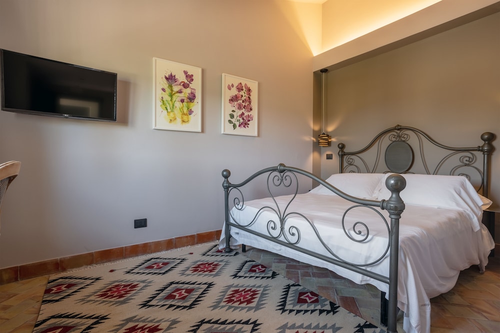 Classic Double Room - Photo 2