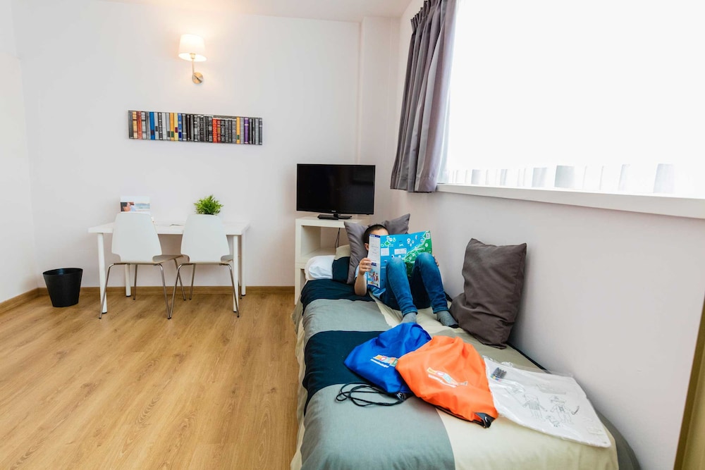 Triple Room, Kitchenette