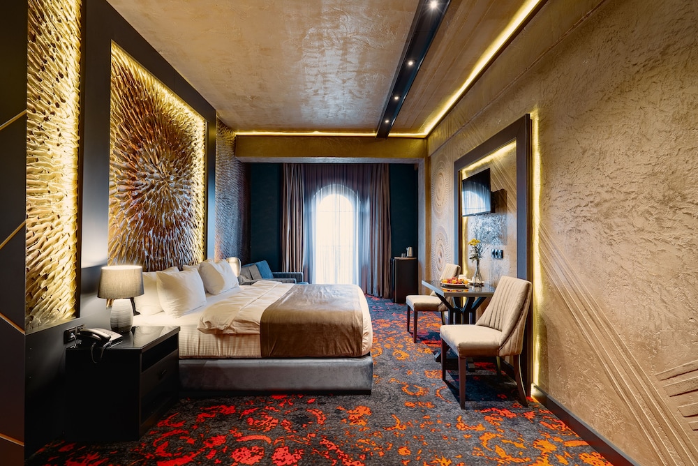 Deluxe Double or Twin Room, Sea View - Photo 9