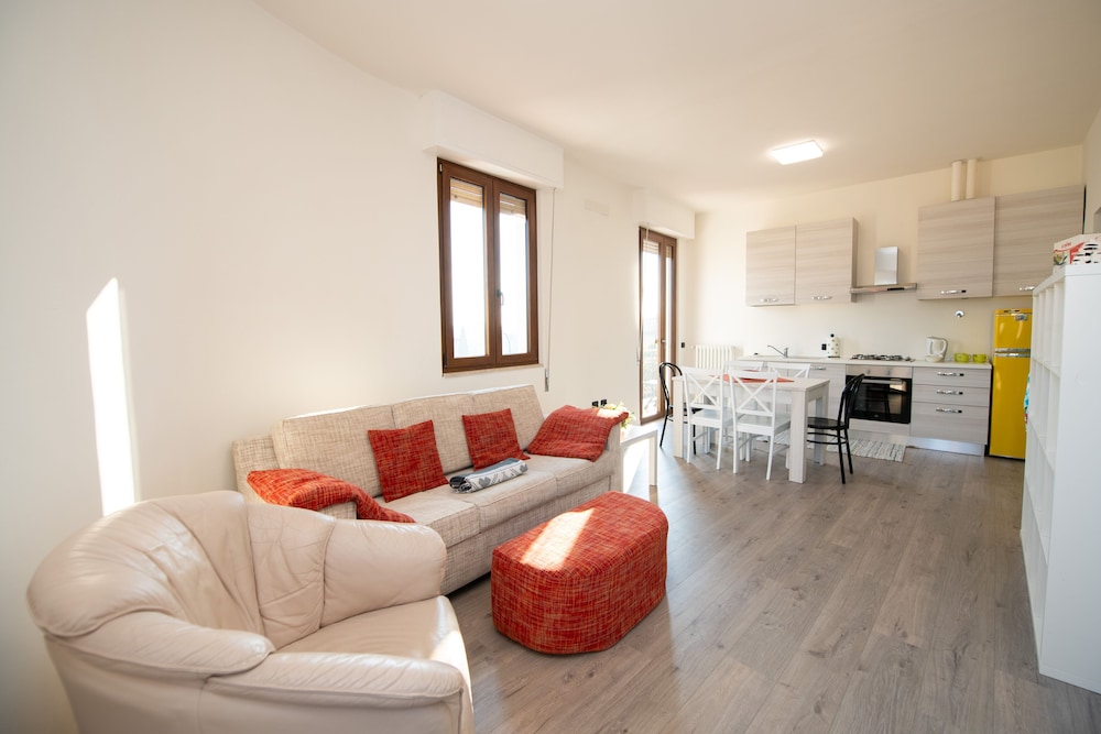 Panoramic Apartment photo 3