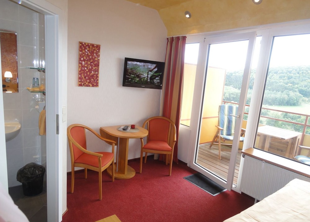 Comfort Single Room, Balcony photo 3