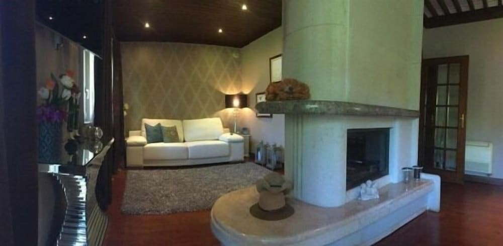 Luxury Suite (Magnolia) photo 2