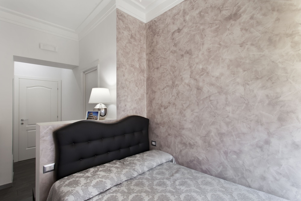 Deluxe Double Room, Garden View