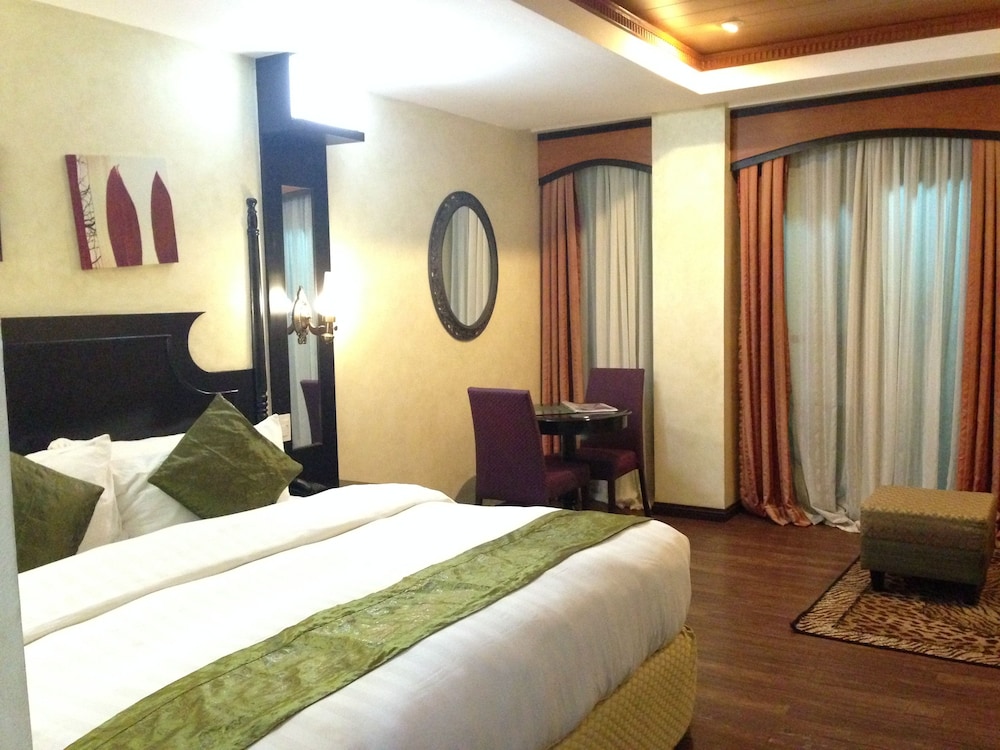 Regency King Room - Photo 1