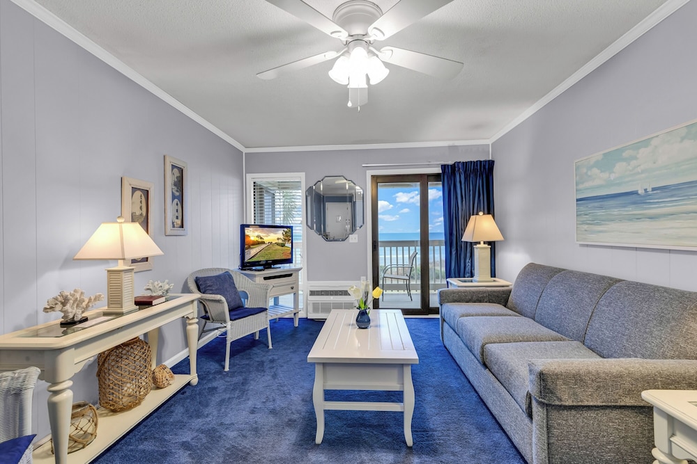 Exclusive Condo, 2 Bedrooms, Balcony, Ocean View
