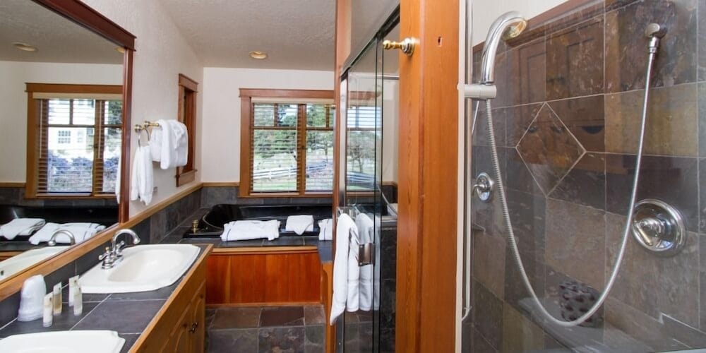 Luxury Suite, 1 King Bed photo 2