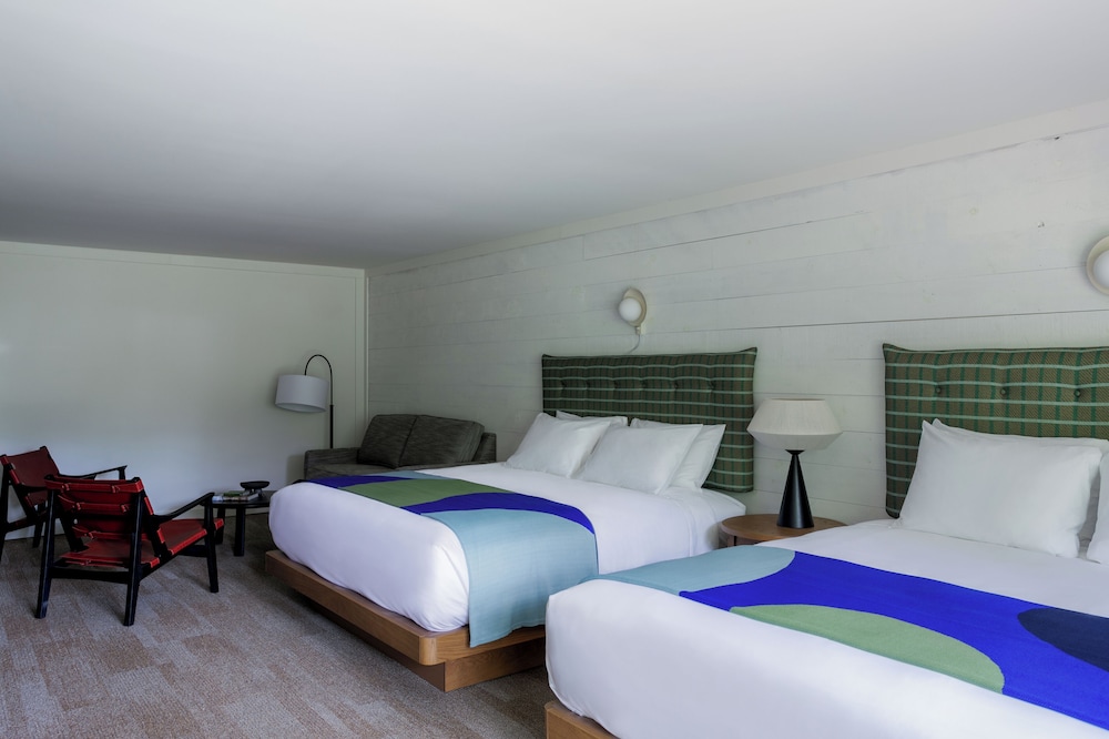 Suite (Two King W/ Sleeper) - Photo 1