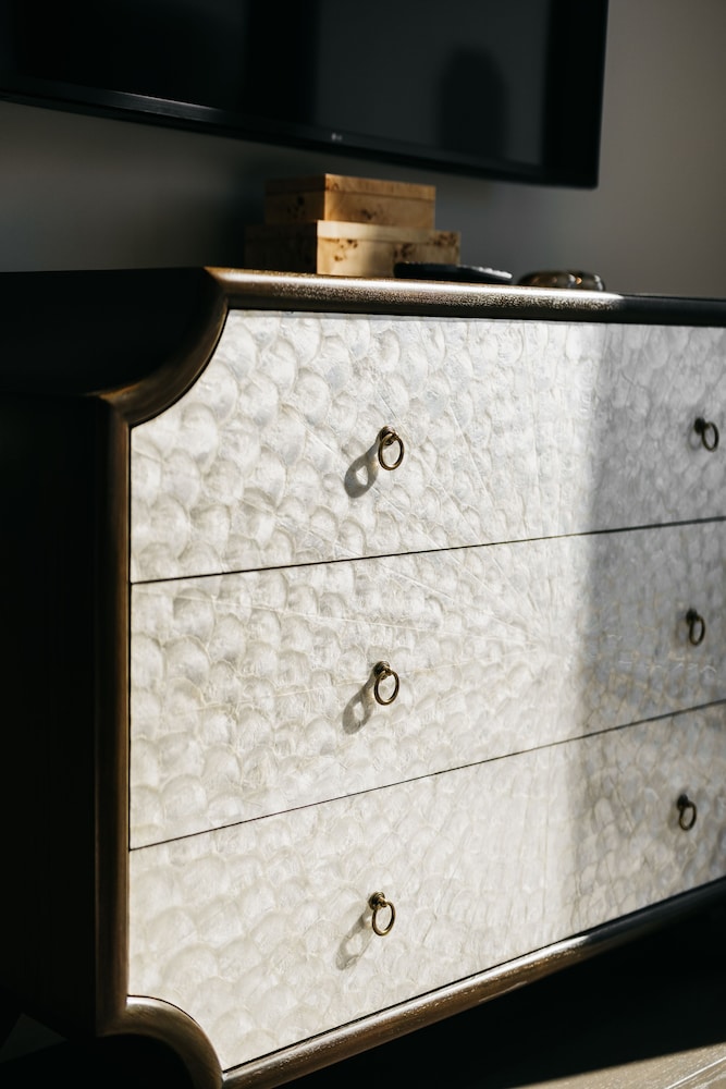 Legacy Suite photo 2