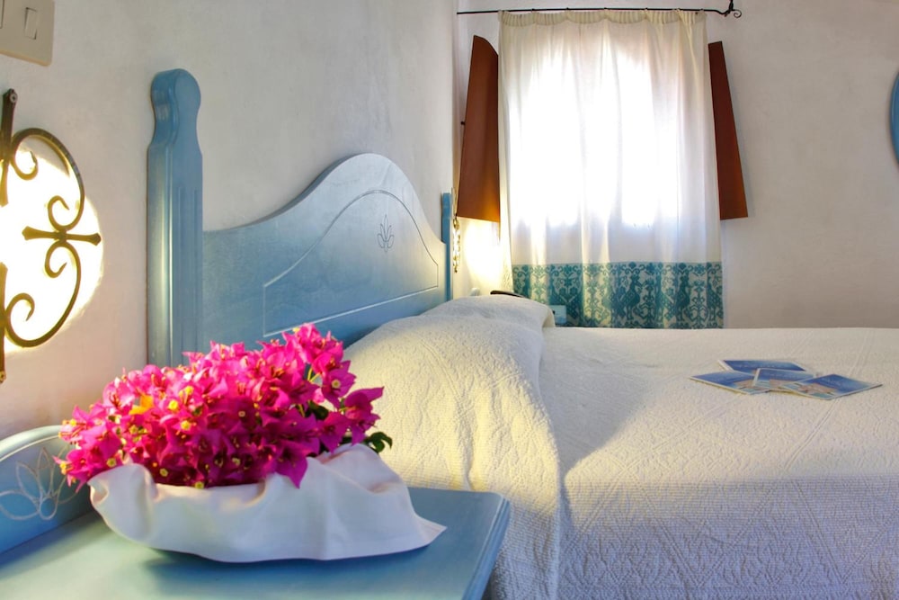 Double Or Twin Room, Sea View - Photo 1