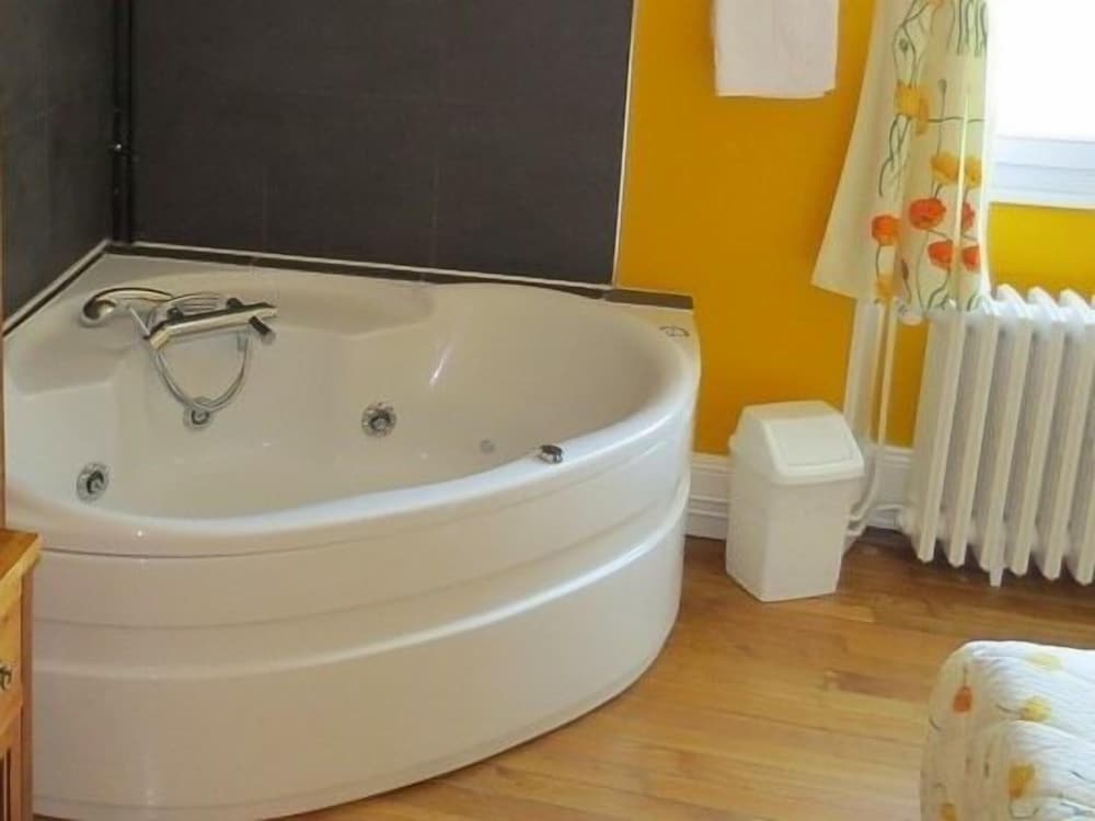 Comfort Double Room, Hot Tub (Camomille) photo 2