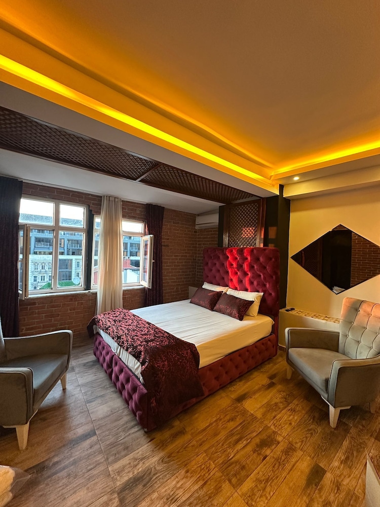Room photo 2