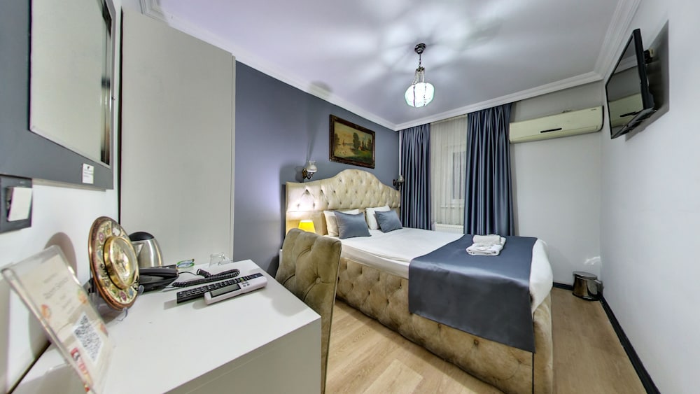 Basic Double Room photo 3