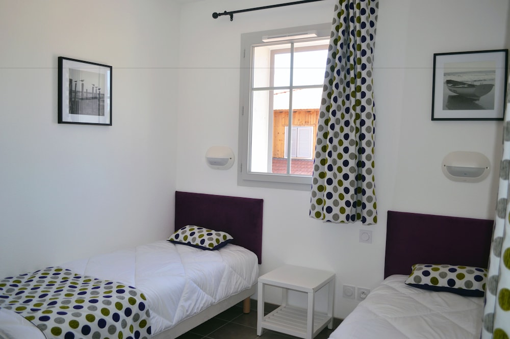 2 Bedrooms House, 6 People photo 2