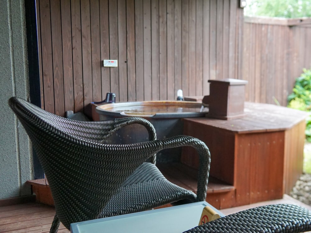 Japanese Western Style Room with Private Open-Air Bath (Non Smoking) - Photo 6