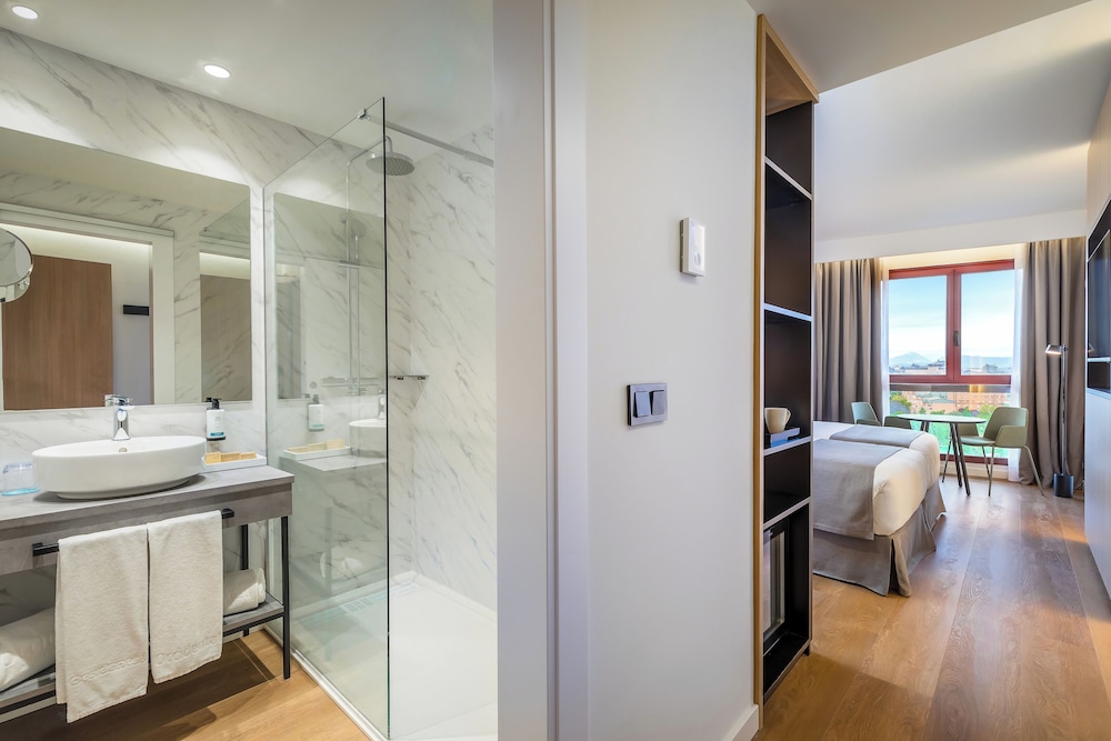 Superior Room, Park View - Photo 8