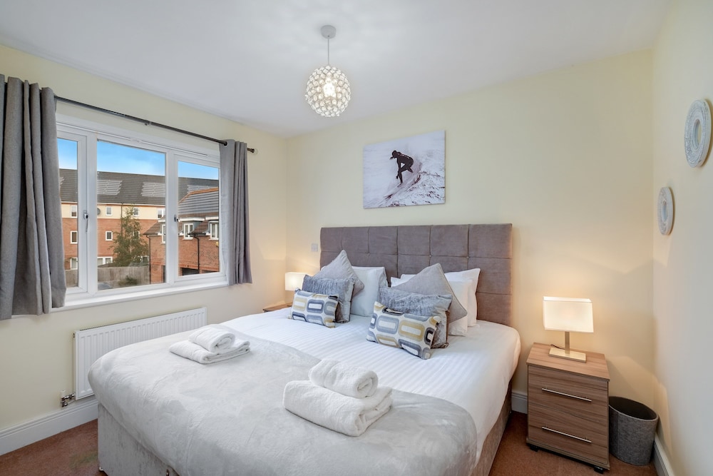 Apartment photo 2