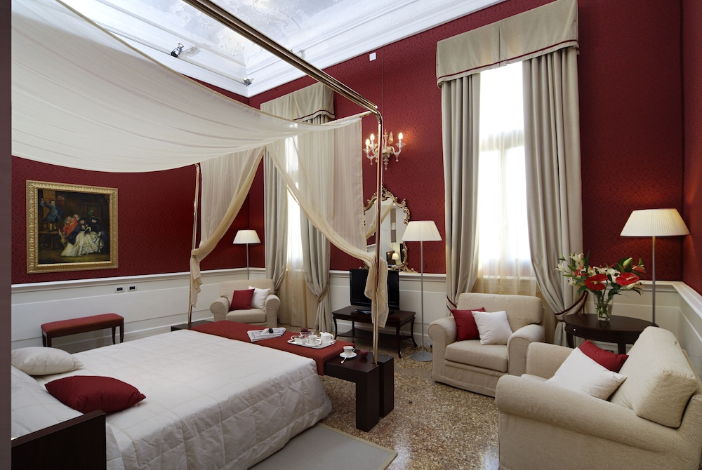 Junior Suite (Panoramic) photo 3