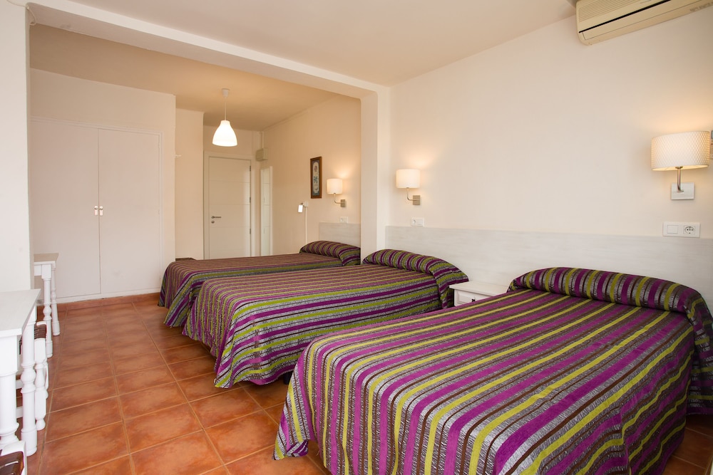 Triple Room - Photo 3